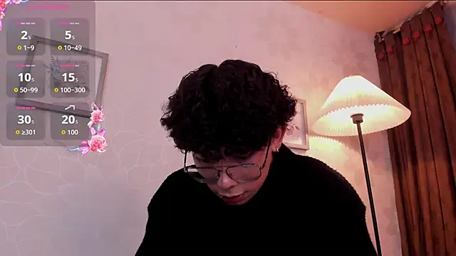 XXX chat uživo modela liam_twiink