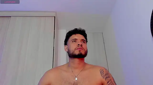 AUSTINN_TORRES 网络视讯表演