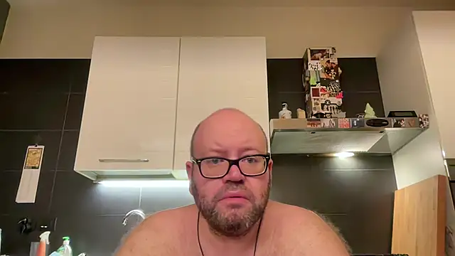 Živý XXX chat theitalianbear