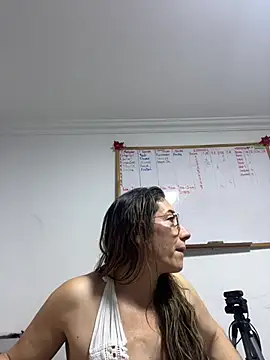 Chat XXX en directo de kaylaMinov_