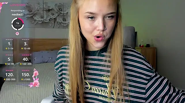 flooora_0 라이브 XXX 채팅