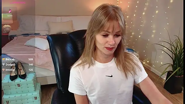 Chatroom XXX en direct de missKOSHKA