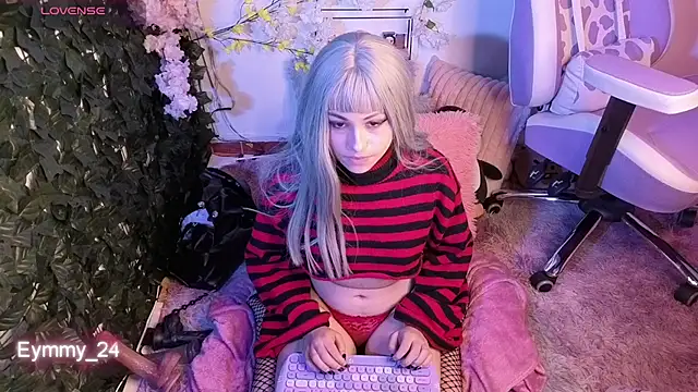 צ'אט XXX בשידור חי של Eymmy_24