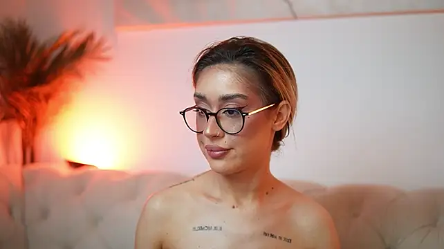 AileenKiss Live XXX-Chat