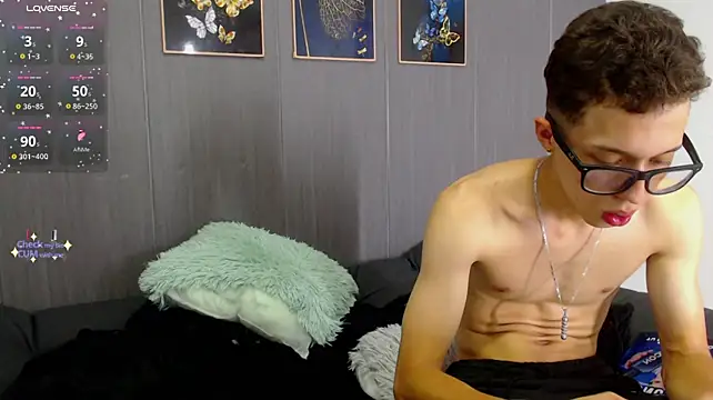 skinny_bigcock02 Live XXX-chat
