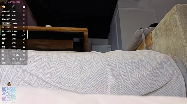 SweetSakuraJane's Live XXX Chat