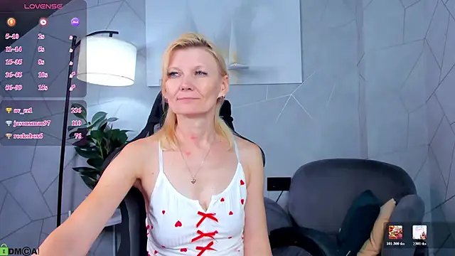 Živý XXX chat Julie_Lucas