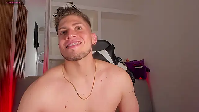 SebastianMaximoff_ Chat XXX live