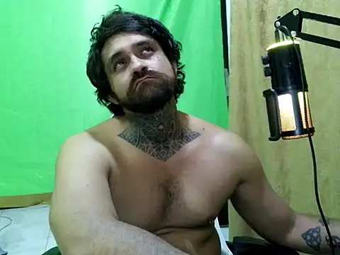 عرض كام aronmiller404