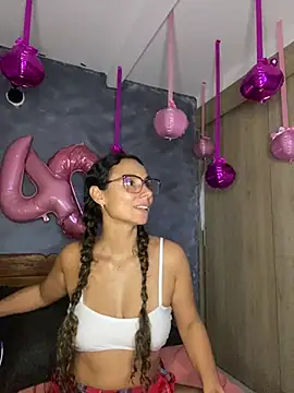 MafeeRossn Live XXX chat