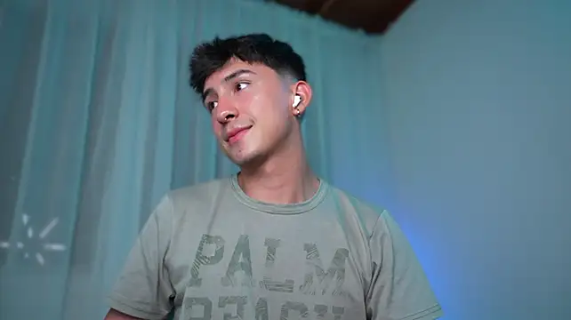 sweettaaron01 live XXX chat