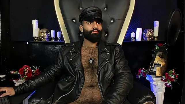 צ'אט XXX בשידור חי של BeardAndrew