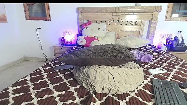 bratz_glloe Chat XXX live