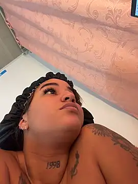 Little_Gaby_ Chat XXX in diretta