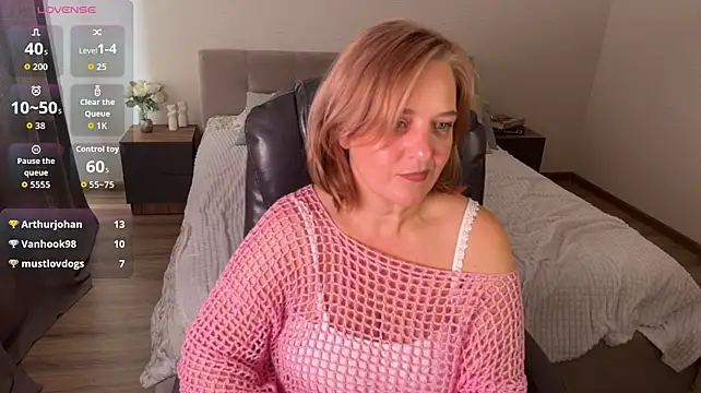 GeniusJinx's Live XXX Chat