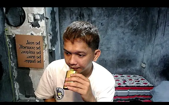 asianboi1111 现场XXX聊天