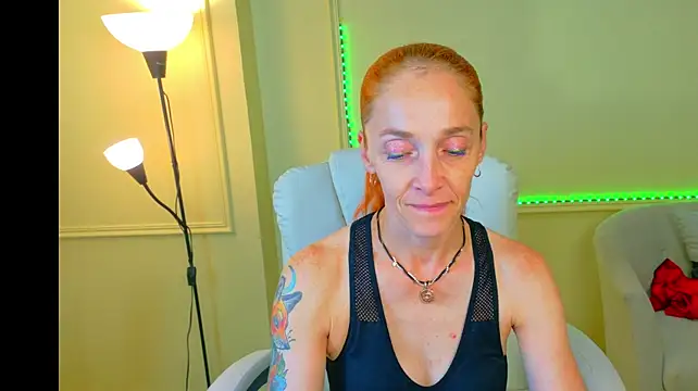 Živý XXX chat BreeTerner
