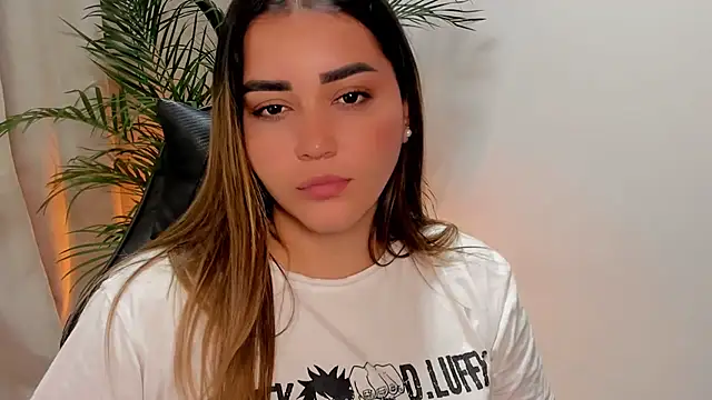 Lucia_star__'s Live XXX Chat