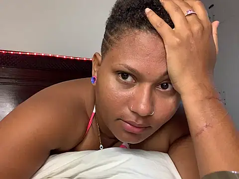 Chat XXX ao vivo de madelltheebony