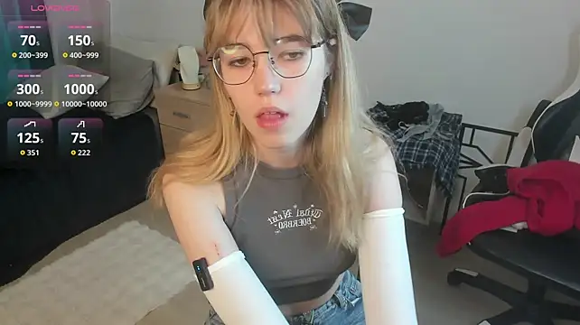 JanitaPhurrough's Live XXX Chat