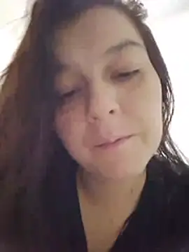 Fernandar2025's Live XXX Chat