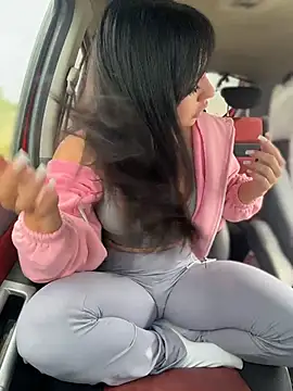 צ'אט XXX בשידור חי של JulliaVegas