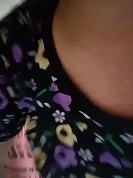 cake2001's Live XXX Chat