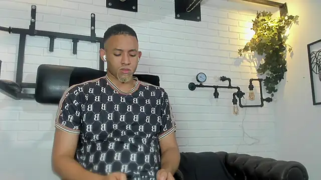 B_Wild Chat XXX live