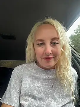 Chatroom XXX en direct de MerlinDave