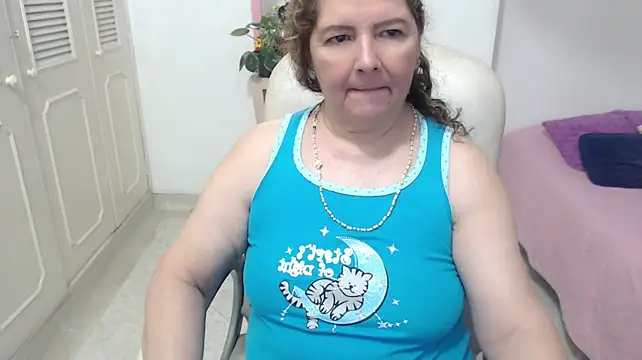 leonela_69's Live XXX Chat