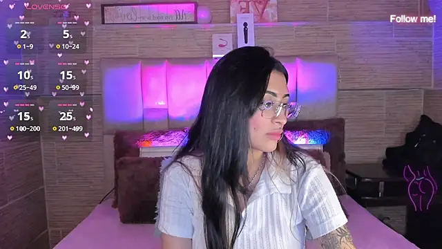 mia_devine_ 即時 XXX 聊天