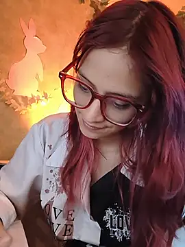 Czat XXX na żywo – RedMeloddy