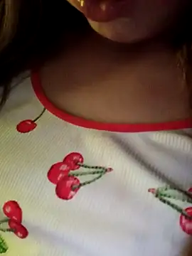 youka_tr Adlı Modelin Canlı XXX Sohbeti