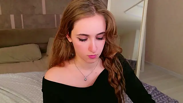 Chatroom XXX en direct de Tara_Keats