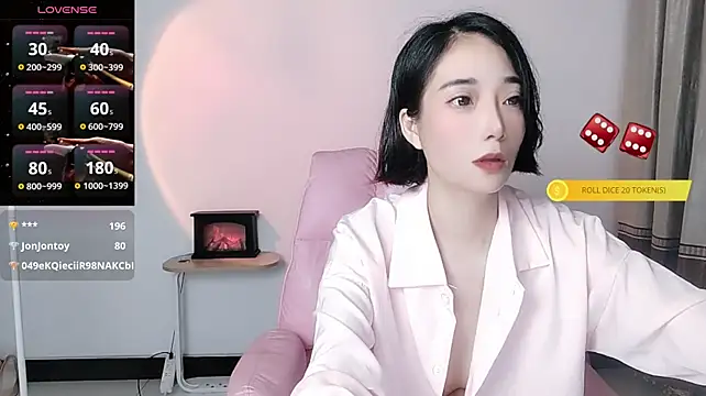 YIWA-2000n Live XXX chat