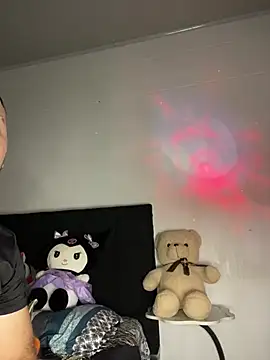 Czat XXX na żywo – maximo_torreychelli