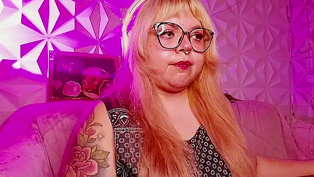 Satyn_dollのライブXXXチャット