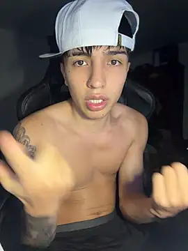 pabonsito Adlı Modelin Canlı XXX Sohbeti