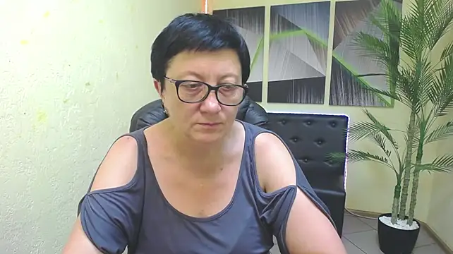 Chat +18 de EmilyL0ve ao vivo