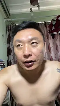 mrcake666 即時 XXX 聊天
