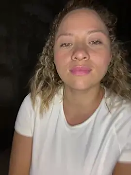 Chat +18 de Jannieth ao vivo