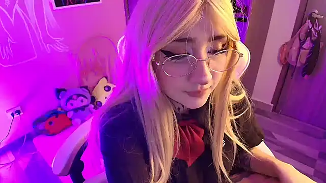 Miwa_violet live XXX chat