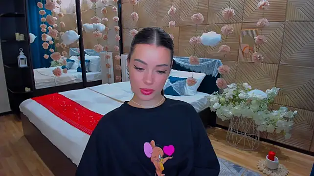 PutOnRepeat live XXX chat