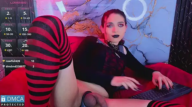 MaeveKuro XXX чат на живо