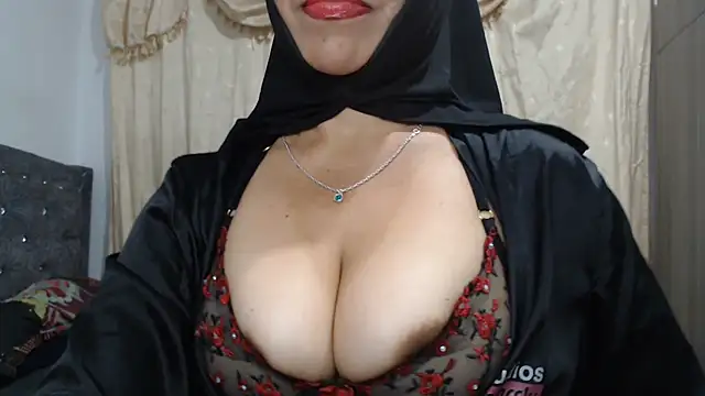 nadia__abaud live XXX chat