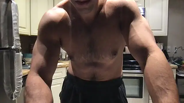 BigGuyMuscleのライブXXXチャット