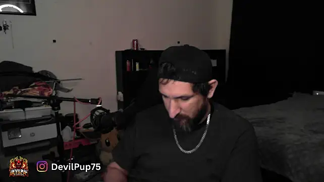 DevilPup75_'s Live XXX Chat