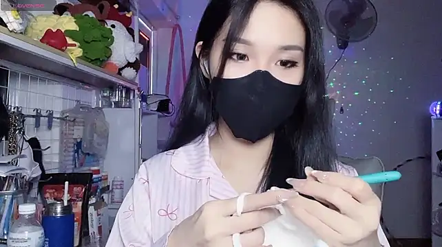 Chat XXX Live Tieu-May