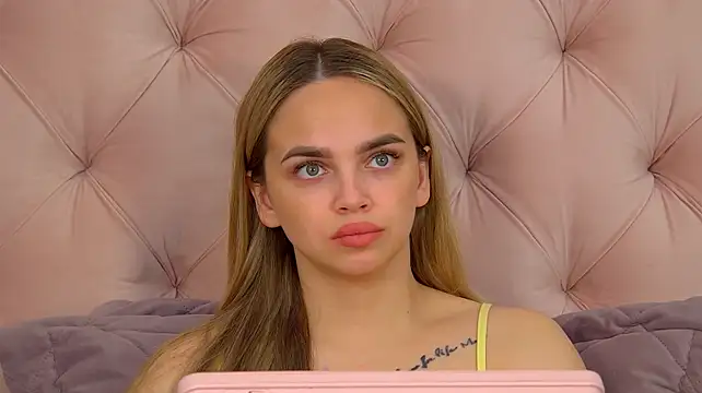 AnitaVenture's Live XXX Chat