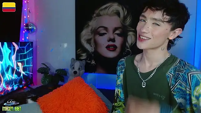maxiy_001's Live XXX Chat